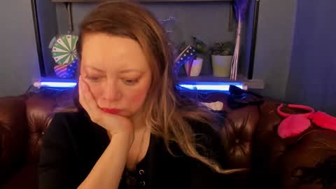 Snapshot of jessica_foxie chatting on January 31, 12:07 pm Jessica online show from January 31, 12:07 pm