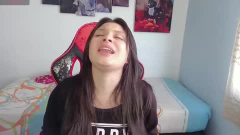 Snapshot of jessica_gomezz chatting on November 26, 9:49 pm Jessica gomez online show from November 26, 9:49 pm