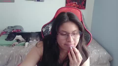 Snapshot of jessica_gomezz chatting on December 16, 9:31 pm Jessica gomez online show from December 16, 9:31 pm