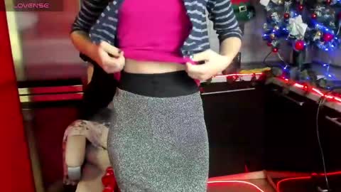 jessicaforris online show from January 2, 10:48 am