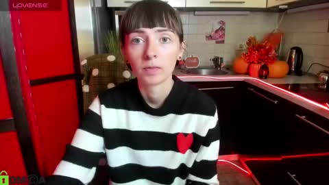 jessicaforris online show from October 16, 7:09 am