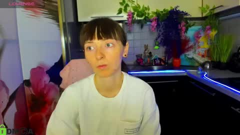 jessicaforris online show from April 20, 7:11 am