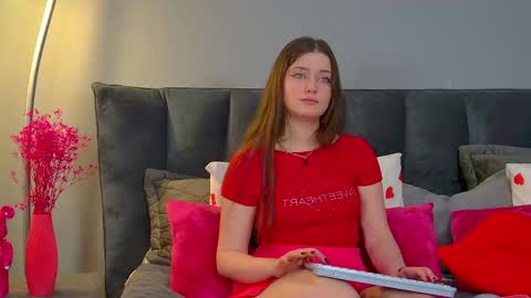 Jessica online show from March 7, 7:16 am