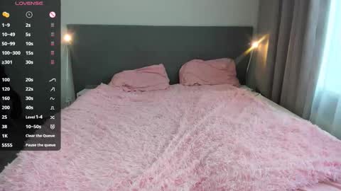 JessicaMooon online show from March 26, 5:46 am