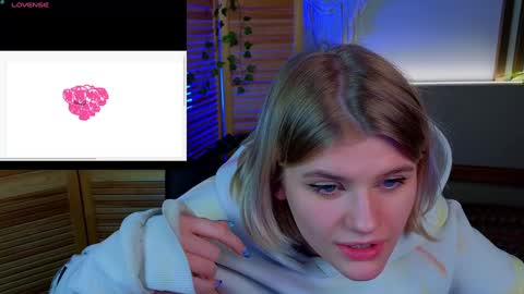 Snapshot of jessicaoconnor chatting on December 5, 4:34 pm jessicaoconnor online show from December 5, 4:34 pm