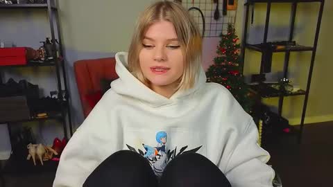 Snapshot of jessicaoconnor chatting on December 12, 1:06 pm jessicaoconnor online show from December 12, 1:06 pm