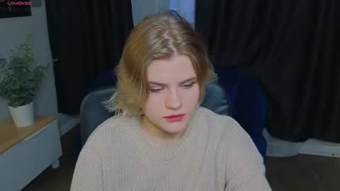 Snapshot of jessicaoconnor chatting on January 12, 1:27 pm jessicaoconnor online show from January 12, 1:27 pm