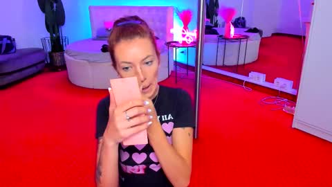 Snapshot of jessicasky_ chatting on November 1, 7:05 pm Jessy online show from November 1, 7:05 pm