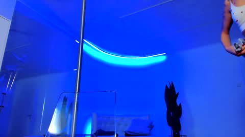 Snapshot of jessicasky_ chatting on November 28, 7:27 pm Jessy online show from November 28, 7:27 pm