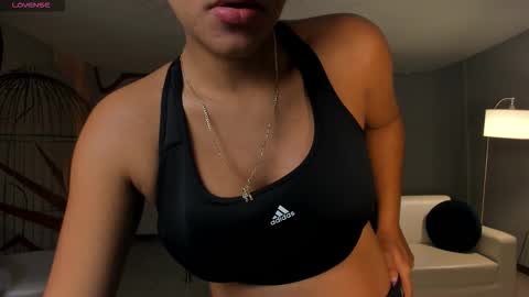 JESS online show from October 17, 9:34 am