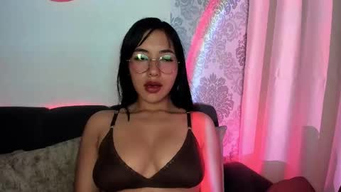 Jessica online show from November 11, 8:25 am