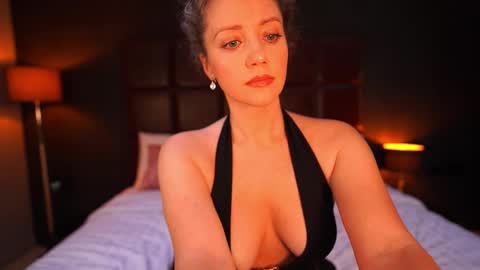 Jessica online show from November 22, 4:00 am