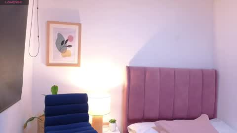 Jess online show from December 19, 10:53 pm