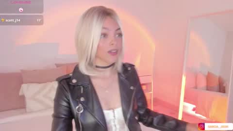 Snapshot of jessie_garcia chatting on October 31, 2:12 am IG GARCIA 28391 online show from October 31, 2:12 am