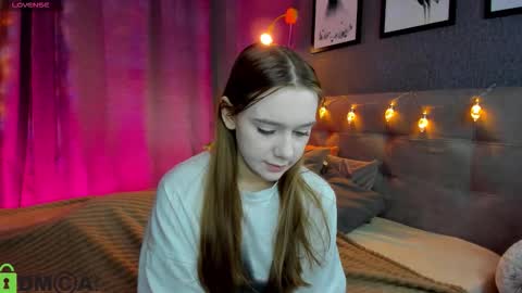 Jessie online show from December 18, 9:15 am