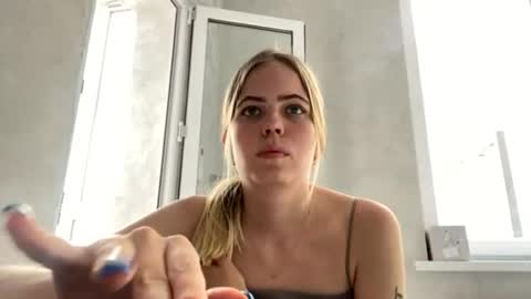 Snapshot of jessika_evans chatting on June 21, 7:22 am jessika_evans online show from June 21, 7:22 am