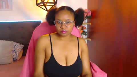 jessika_pearl online show from April 13, 1:49 pm