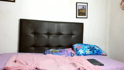jessikaconnor online show from July 8, 12:26 am