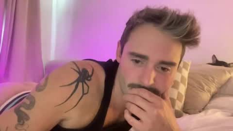 Snapshot of jessndjay1992 chatting on October 1, 8:48 pm jessndjay1992 online show from October 1, 8:48 pm