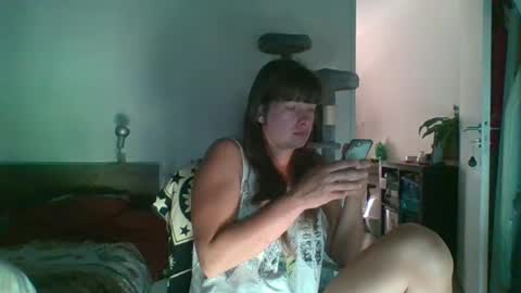 JessiJess online show from June 20, 9:01 am
