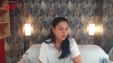 Snapshot of jessthewicked chatting on December 21, 7:38 pm JessTheWicked online show from December 21, 7:38 pm