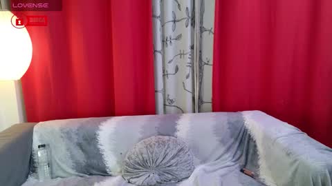 Snapshot of jessthewicked chatting on November 17, 6:57 pm JessTheWicked online show from November 17, 6:57 pm