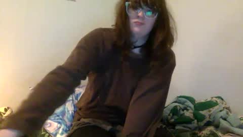 Snapshot of jesswhat chatting on February 19, 7:15 am jesswhat online show from February 19, 7:15 am