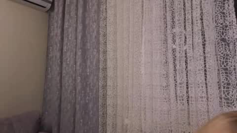 Jessy online show from April 18, 7:07 pm