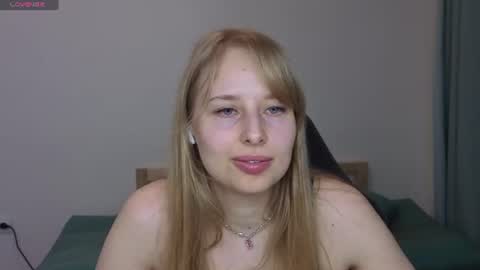 Snapshot of jessy_comely chatting on July 8, 6:34 pm Jessy online show from July 8, 6:34 pm