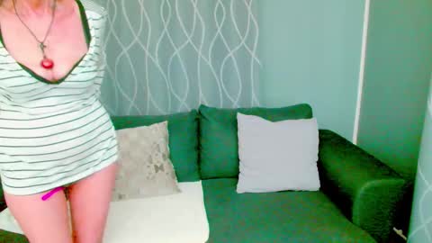 Snapshot of jessy_curt chatting on October 3, 10:34 am jessy curt online show from October 3, 10:34 am