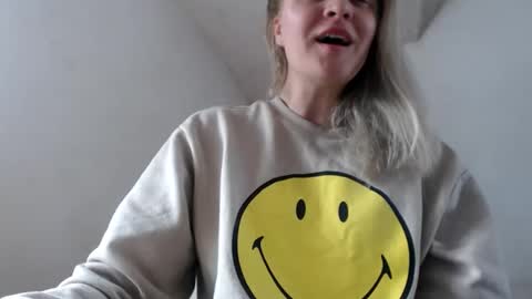 Snapshot of jessyangels chatting on March 18, 1:58 pm jessyangels online show from March 18, 1:58 pm