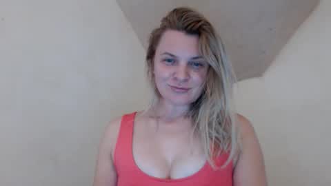 Snapshot of jessyangels chatting on March 31, 3:01 pm jessyangels online show from March 31, 3:01 pm