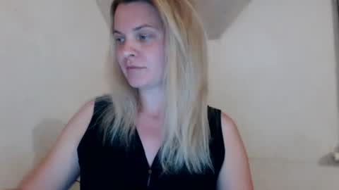 jessyangels online show from June 15, 7:16 pm
