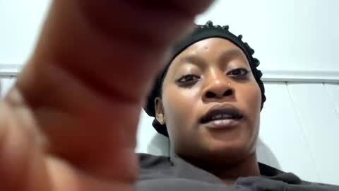 Snapshot of jessybea chatting on November 17, 2:06 am jessybea online show from November 17, 2:06 am