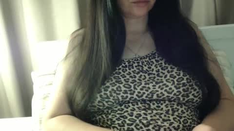 Snapshot of jessyqueen55 chatting on December 2, 8:44 pm OnlyJessy online show from December 2, 8:44 pm