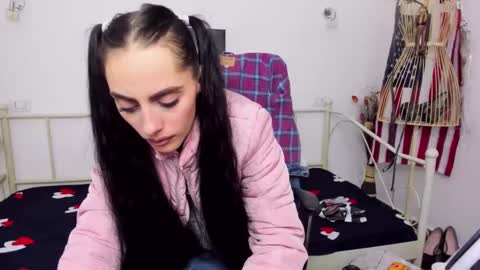 Jessy online show from February 18, 10:36 pm