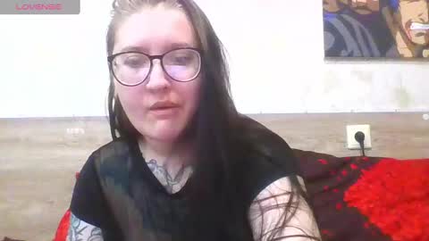 Snapshot of jessystoune1 chatting on February 13, 9:09 am Bye everyone i cant see any reason to stay here wish u luck online show from February 13, 9:09 am