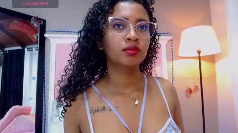 Snapshot of jessyzoe chatting on January 17, 12:10 pm Jessy online show from January 17, 12:10 pm