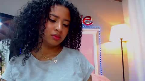 Snapshot of jessyzoe chatting on March 5, 7:17 pm Jessy online show from March 5, 7:17 pm