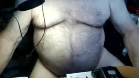 Snapshot of jesuisfou400 chatting on May 5, 7:16 am guy online show from May 5, 7:16 am