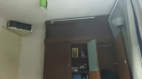 Snapshot of jesus29936 chatting on January 27, 5:47 am jesus29936 online show from January 27, 5:47 am