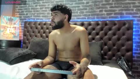 Snapshot of jesus77_ chatting on November 22, 3:22 pm --- Jesus --- online show from November 22, 3:22 pm