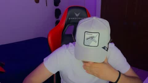 HotBoy online show from December 23, 6:22 am