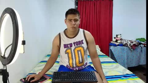 jesusliz online show from February 7, 8:45 pm