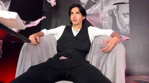 Snapshot of jett_savage chatting on October 15, 4:29 pm jett_savage online show from October 15, 4:29 pm