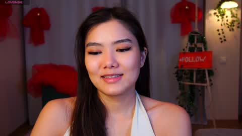 Hi all. My name is Naomi and Im glad to see you in my room  online show from January 6, 4:02 pm