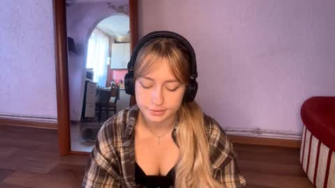 Snapshot of jettafrancis chatting on September 12, 8:25 am Kodi online show from September 12, 8:25 am