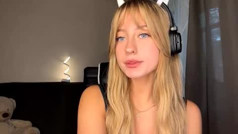 Snapshot of jettafrancis chatting on October 16, 11:33 am Kodi online show from October 16, 11:33 am