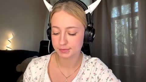 Snapshot of jettafrancis chatting on October 25, 12:13 pm Kodi online show from October 25, 12:13 pm