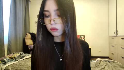 I am Gina ntmu Lets hit 10 Thumbs Up together online show from February 22, 8:35 am